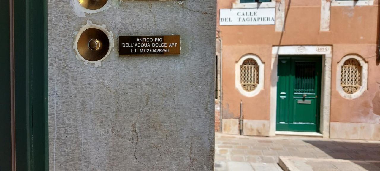 Antico Rio Acqua Dolce Apartment Benátky Exteriér fotografie